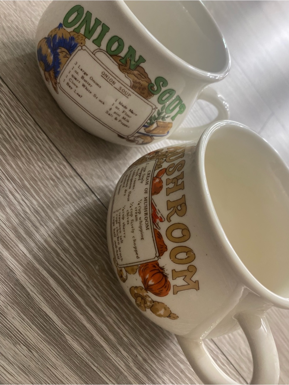 Vintage Style Mushroom & Onion Soup Ceramic Mugs - White